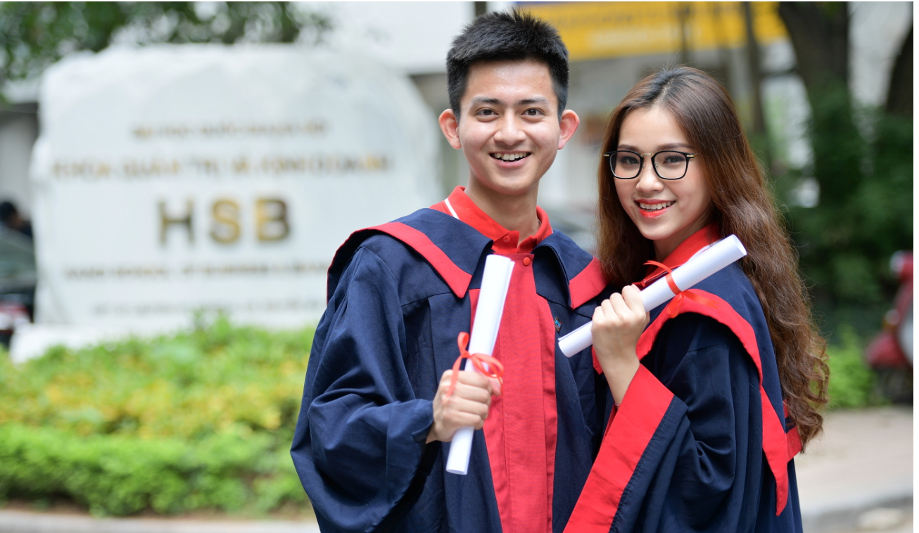 Sinh viên Đại học Quốc gia Hà Nội